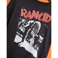 T-shirt nera Rancid
