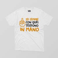 sei sempre con quel telefono in mano | vrzshop